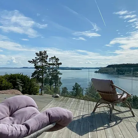 With Unique Panoramic Views Close To The Sea Casa vacanze